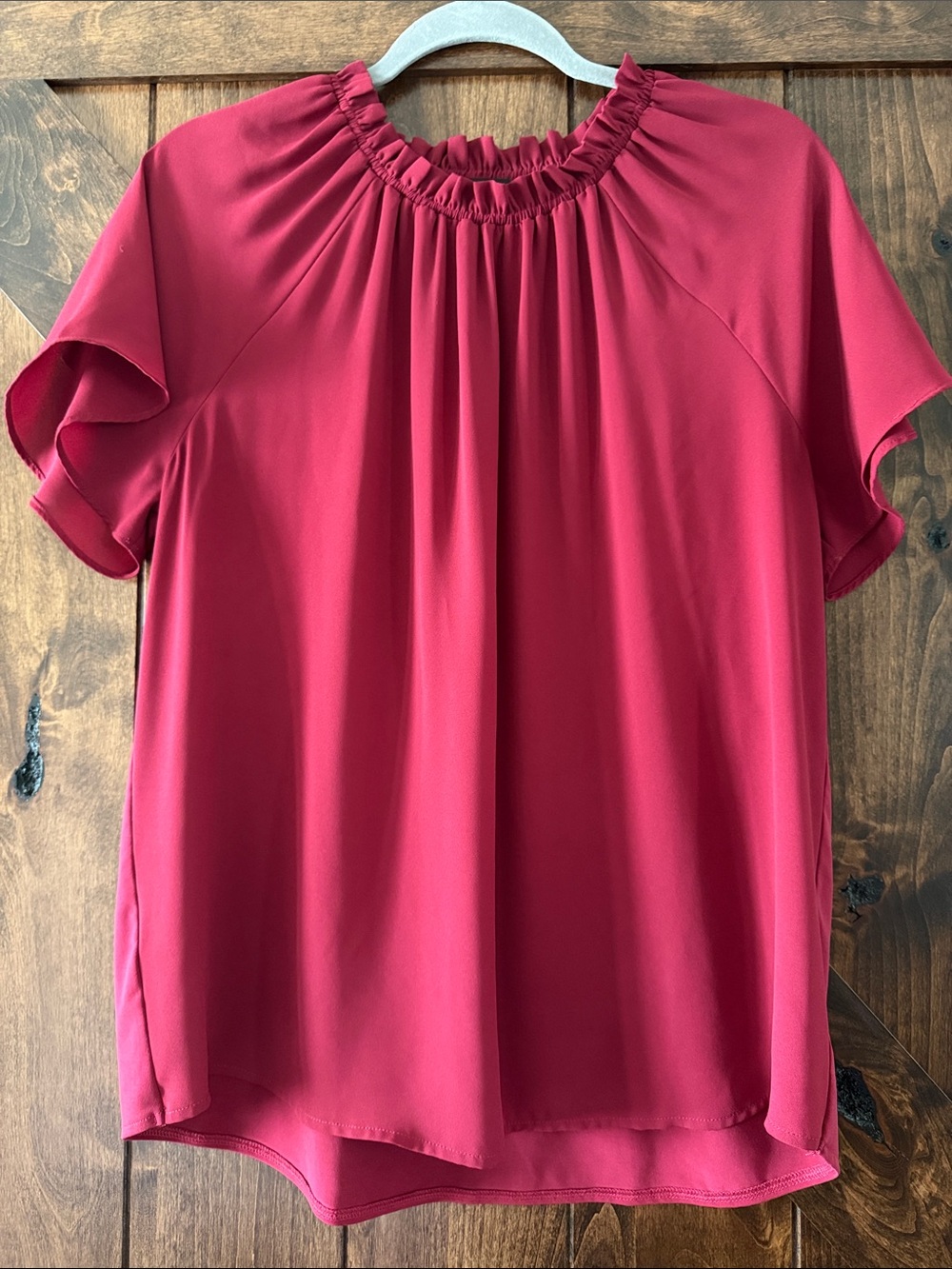 Ann Taylor Maroon Red Gathered-Neck Short Sleeve Blouse Medium